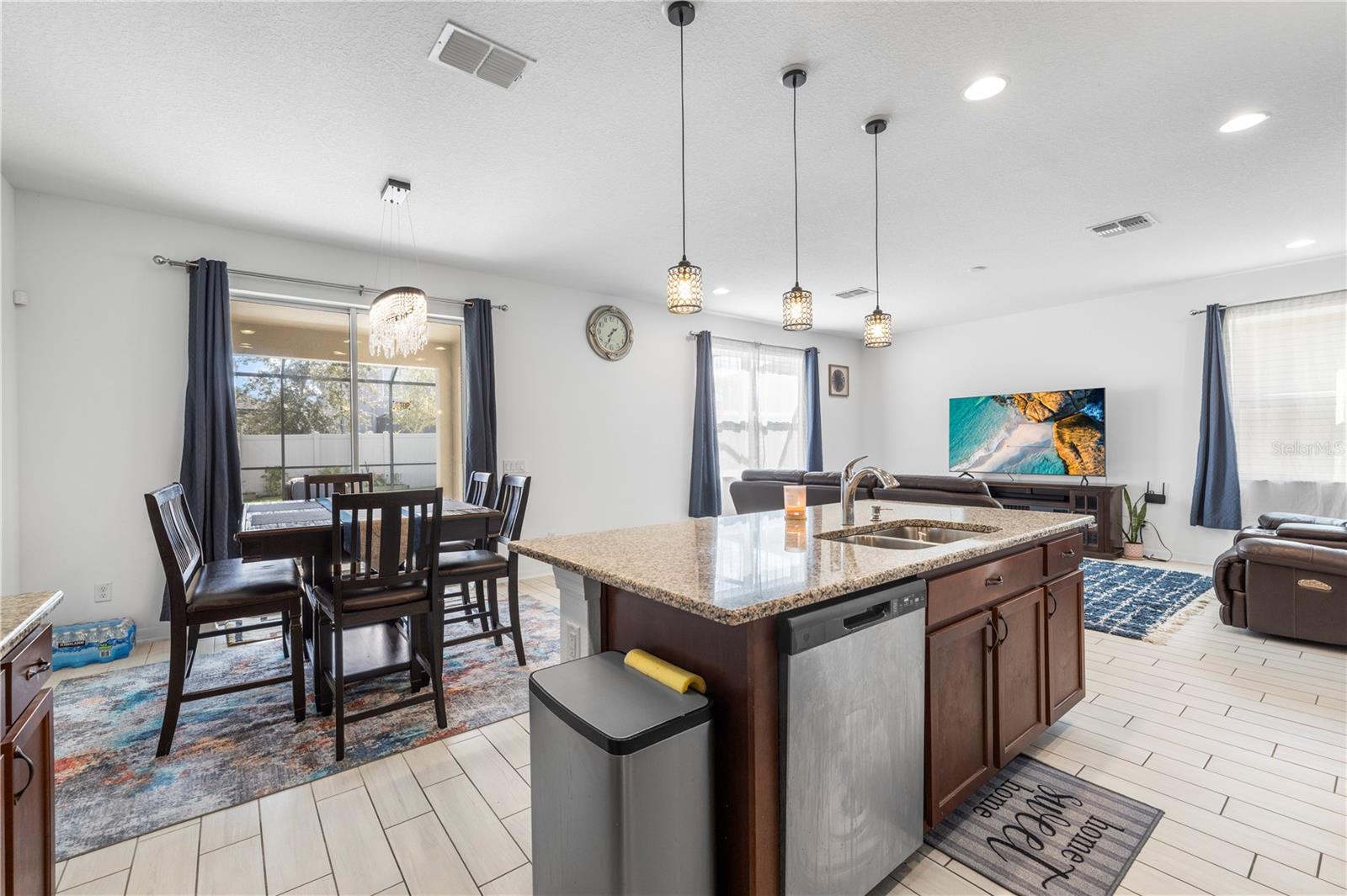 Image 12 of 64 For 19926 Stone Pine Circle