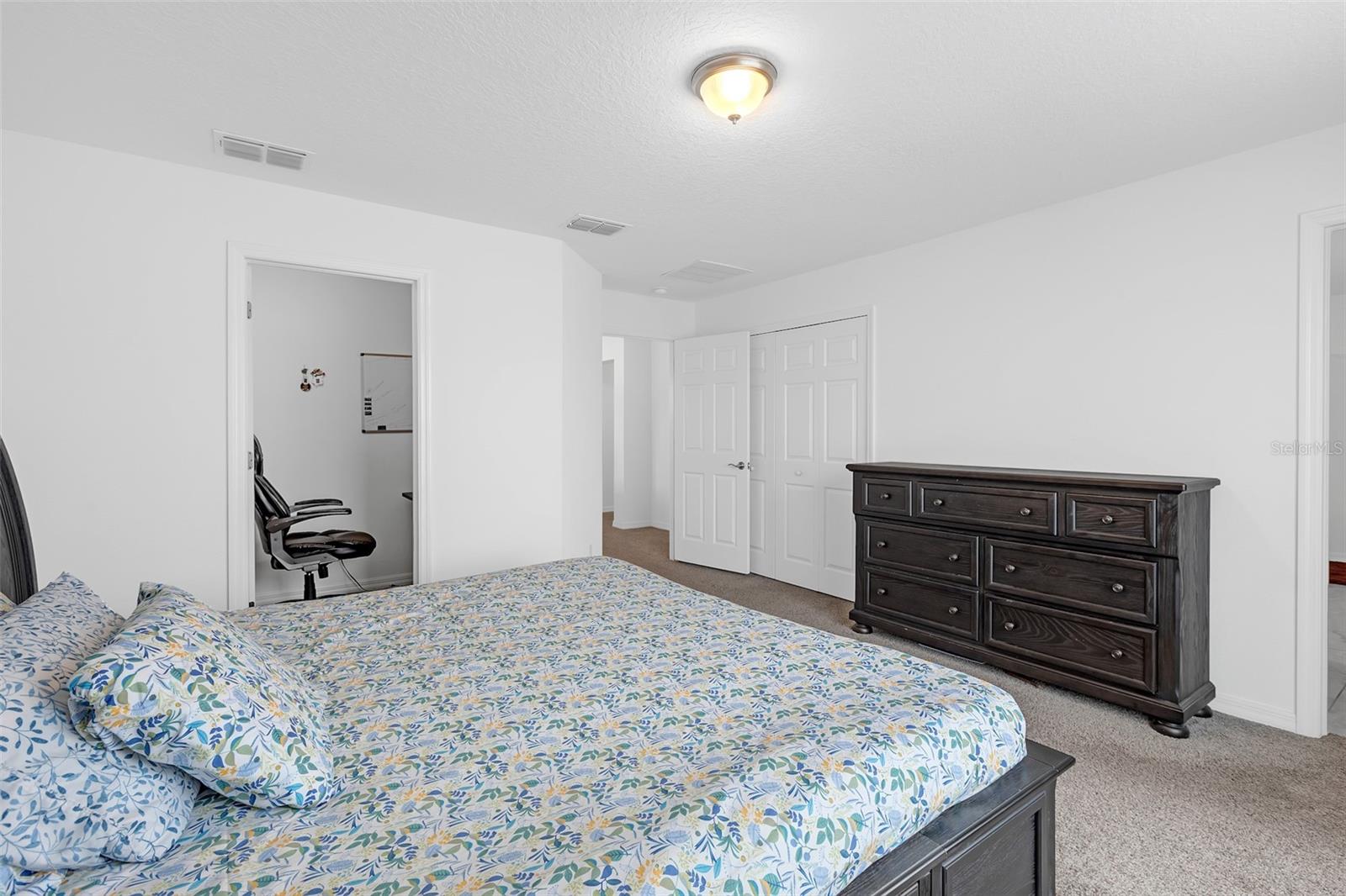 Image 25 of 64 For 19926 Stone Pine Circle