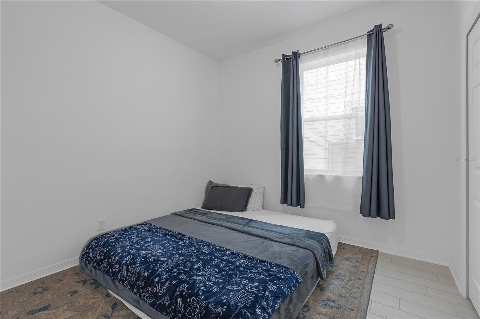 Image 6 of 64 For 19926 Stone Pine Circle