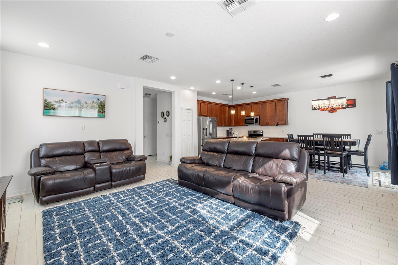 Image 8 of 64 For 19926 Stone Pine Circle