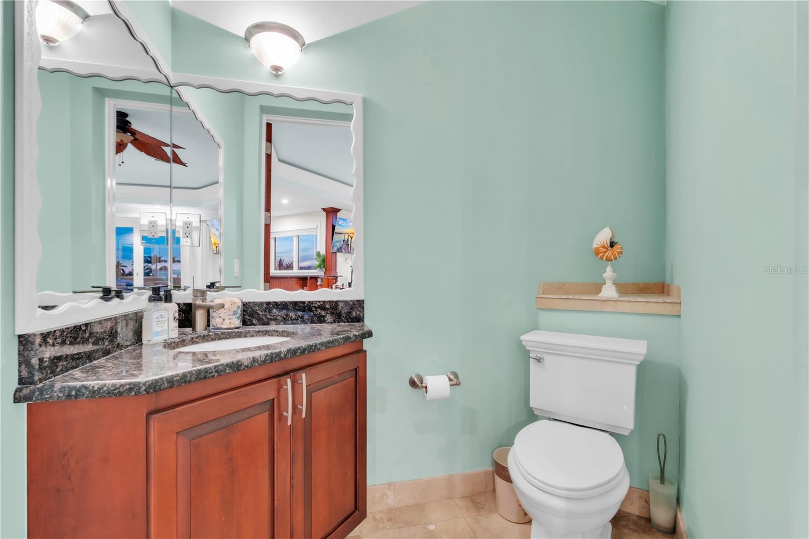 Listing photo id 16 for 7924 3rd Avenue S