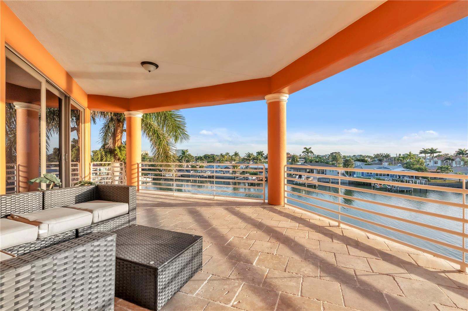 Listing photo id 29 for 7924 3rd Avenue S