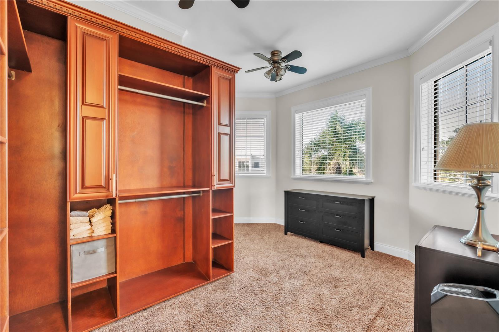 Listing photo id 31 for 7924 3rd Avenue S