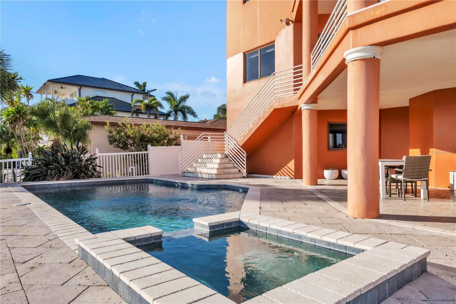 Listing photo id 55 for 7924 3rd Avenue S