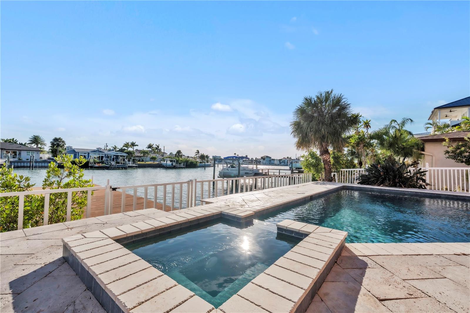 Listing photo id 5 for 7924 3rd Avenue S