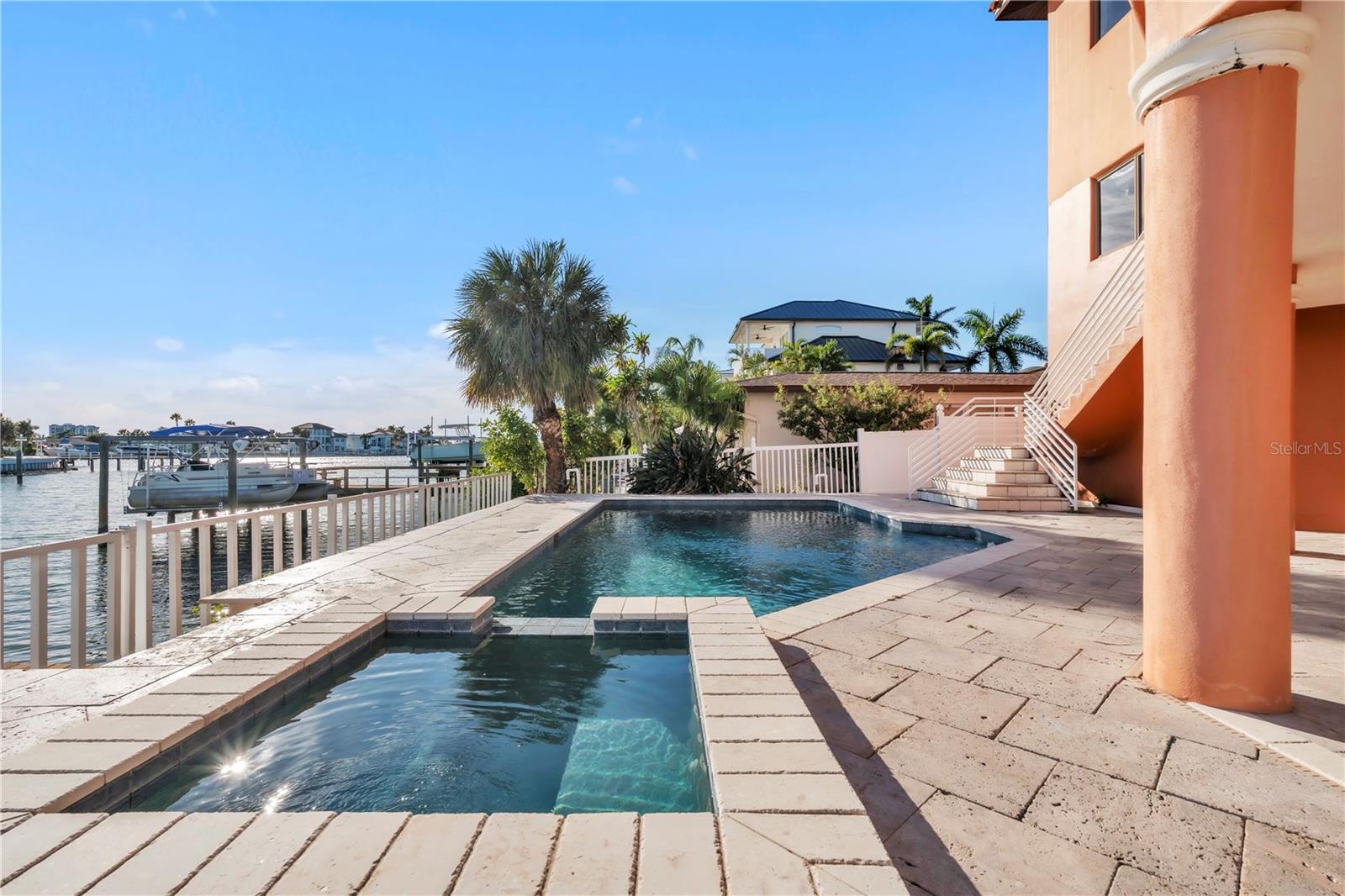 Listing photo id 6 for 7924 3rd Avenue S