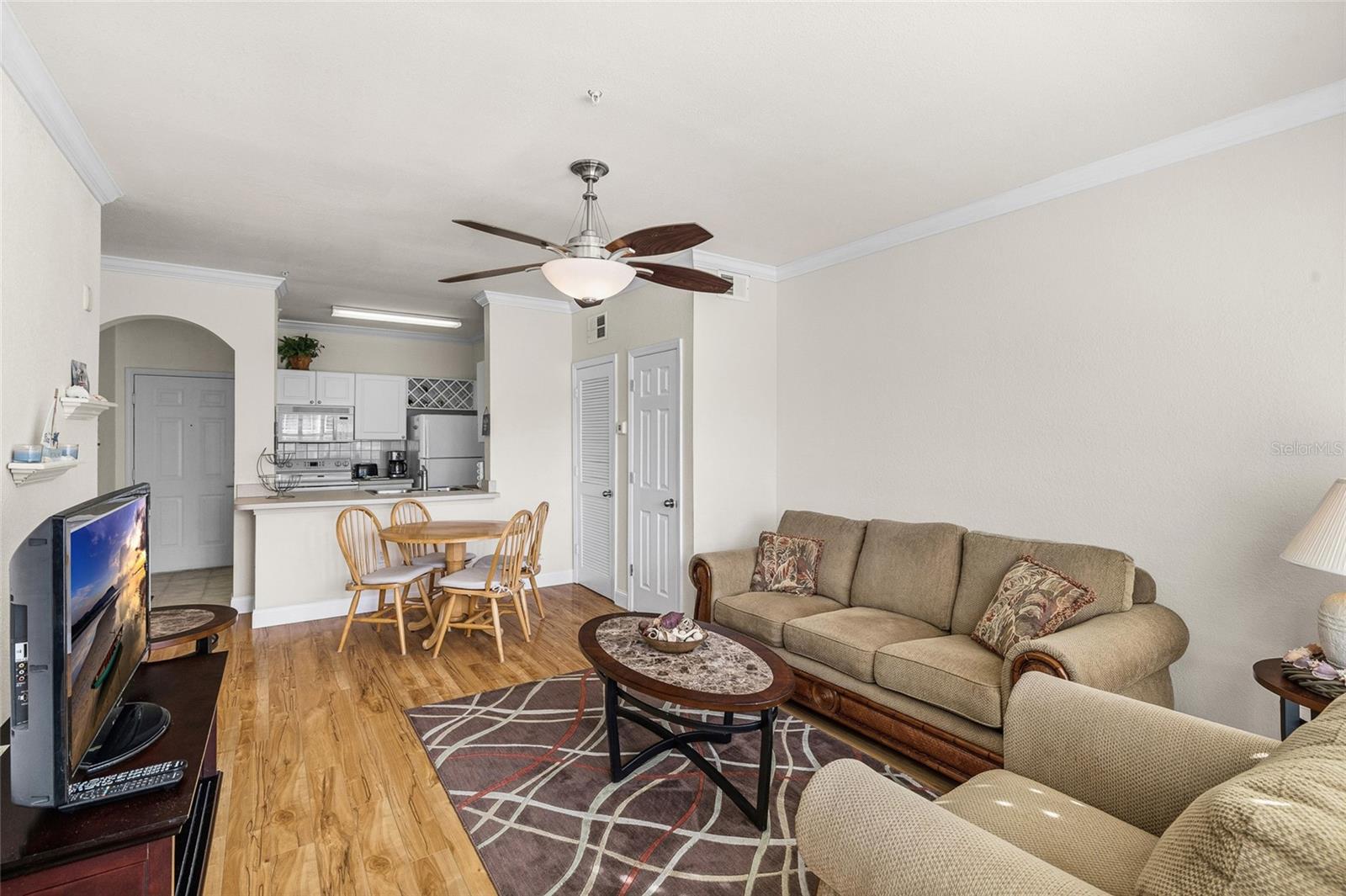 Image 11 of 34 For 1216 Missouri Avenue 203