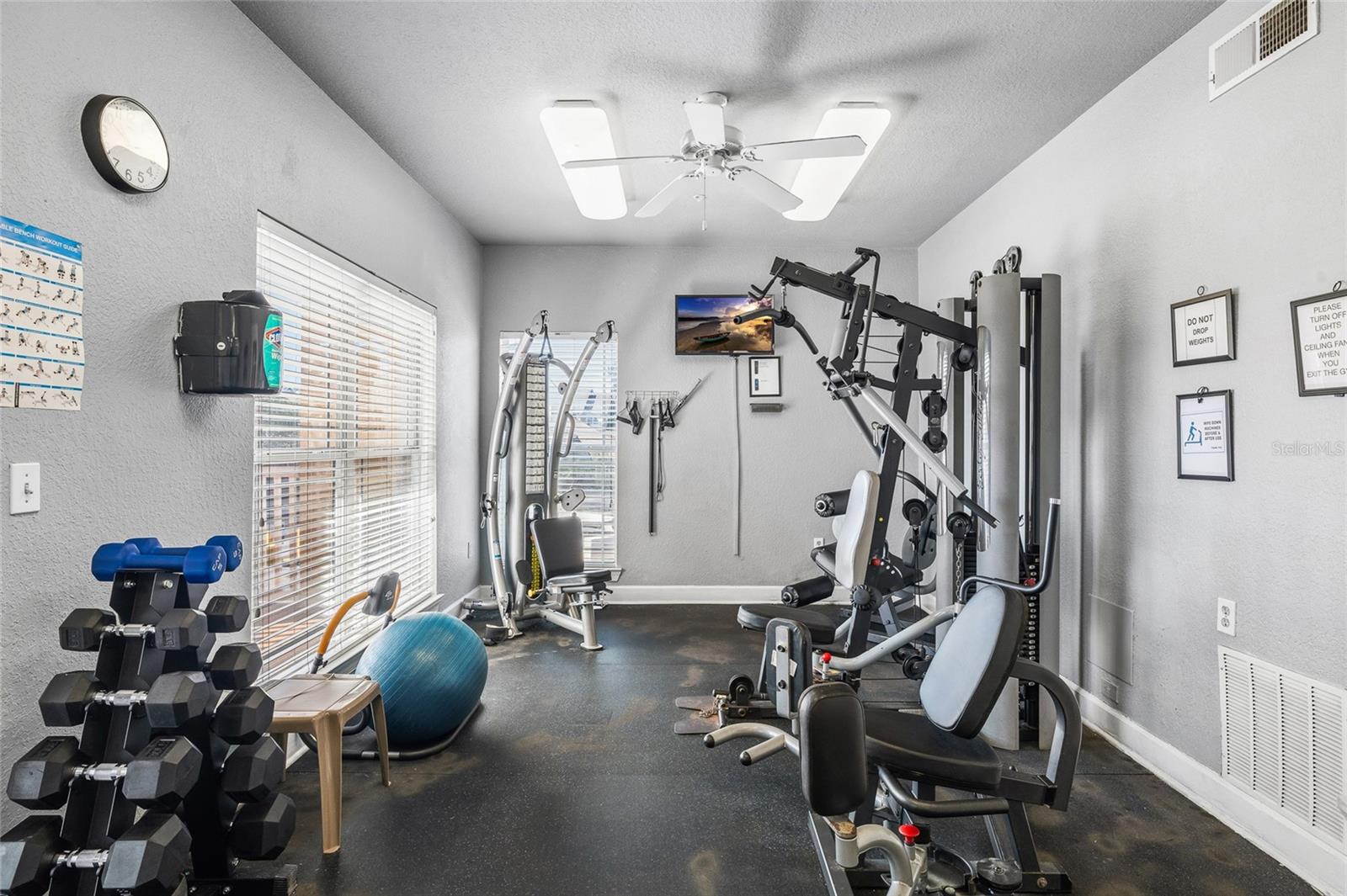 Image 29 of 34 For 1216 Missouri Avenue 203