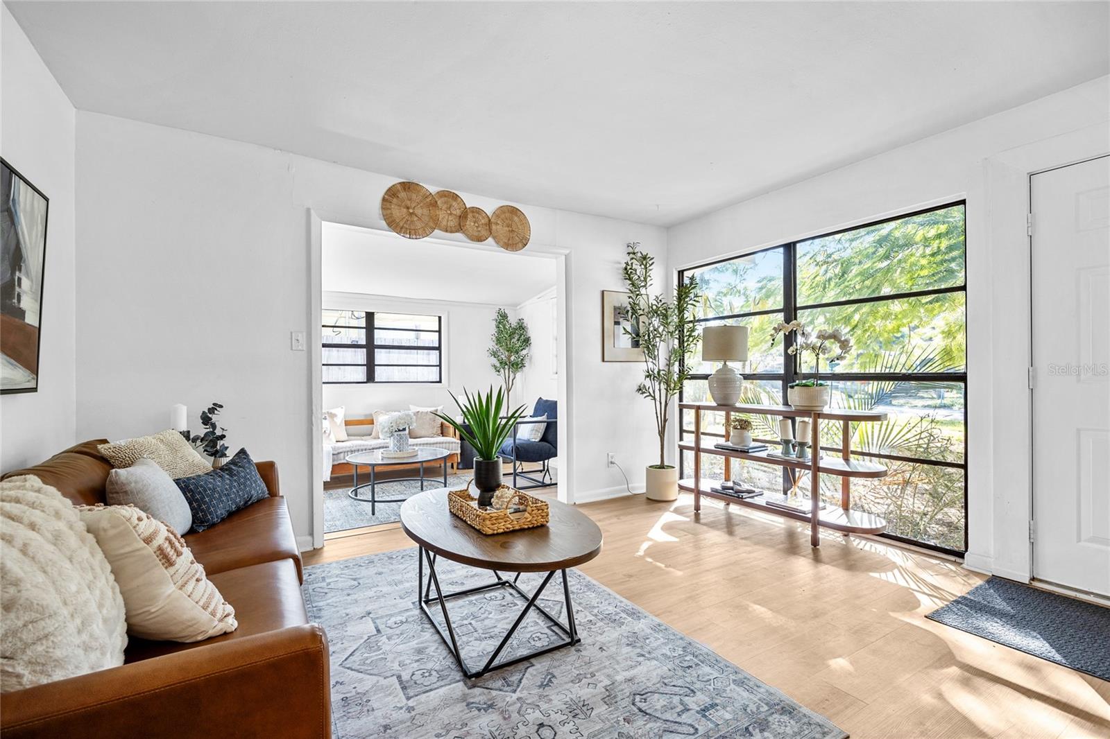 Image 13 of 37 For 4735 Wisconsin Avenue