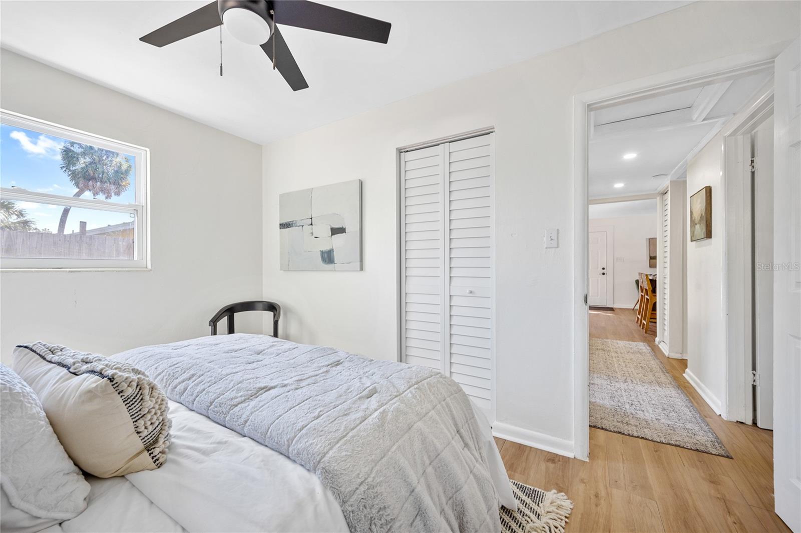 Image 24 of 37 For 4735 Wisconsin Avenue