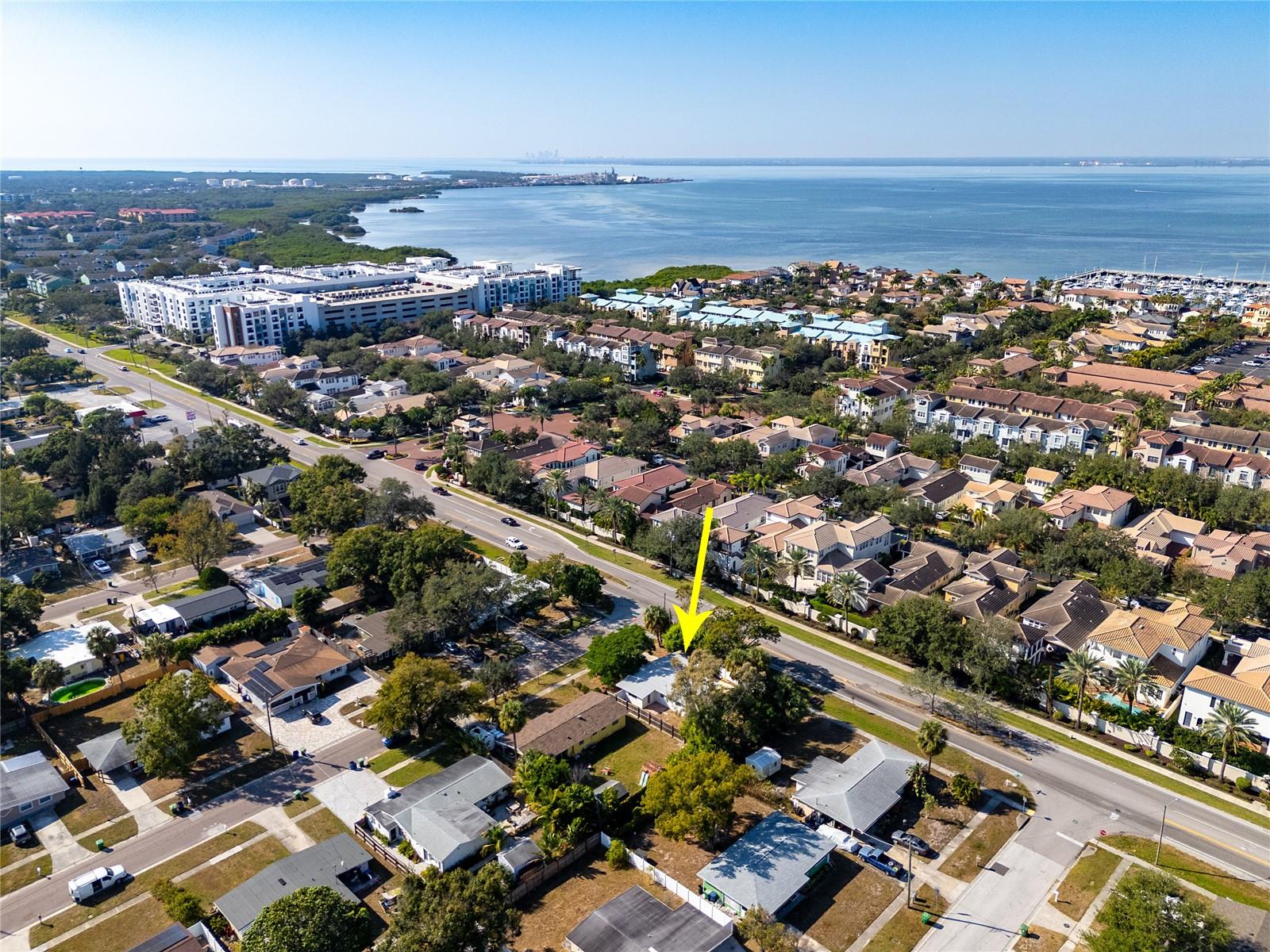 Image 34 of 37 For 4735 Wisconsin Avenue