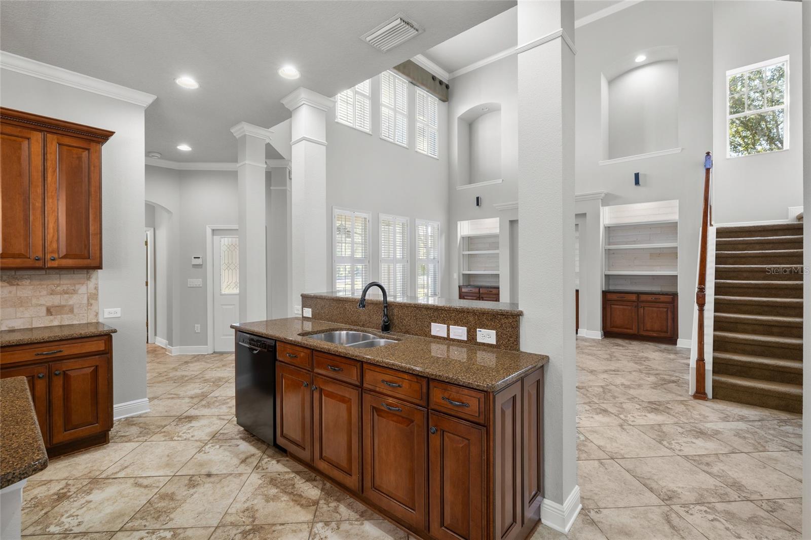 Image 20 of 58 For 5962 Fishhawk Crossing Boulevard