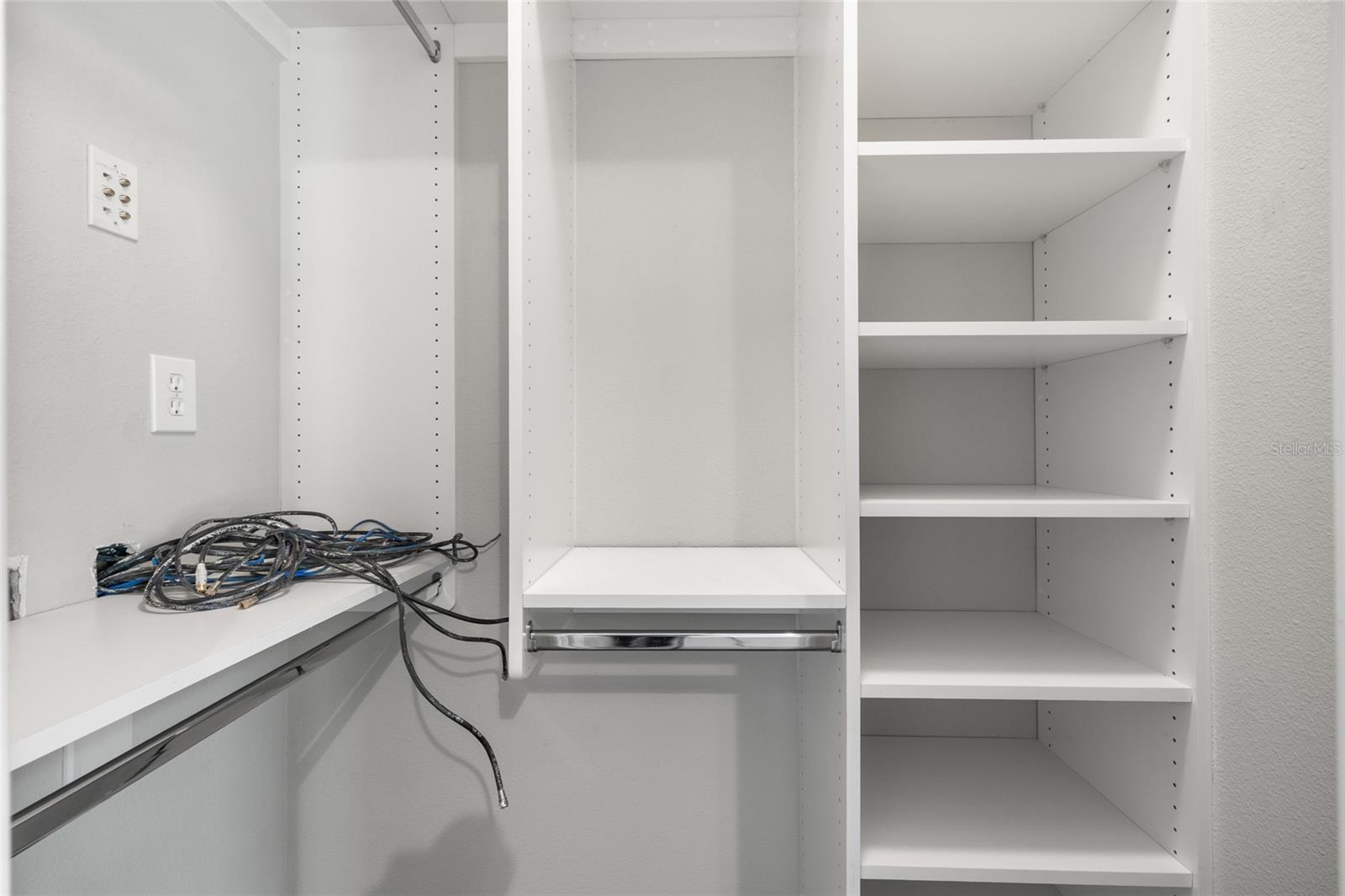 Image 37 of 58 For 5962 Fishhawk Crossing Boulevard