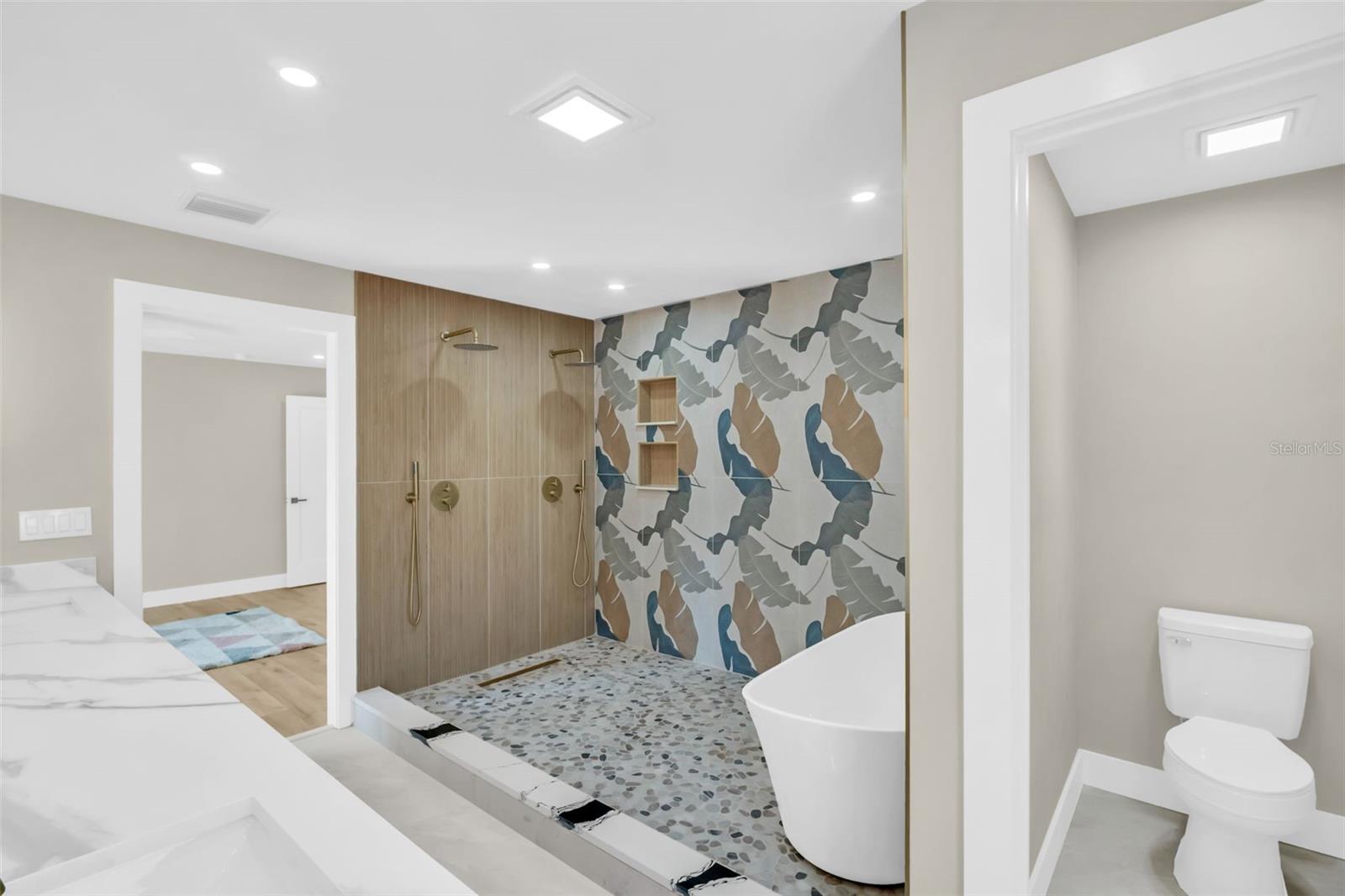 Image 15 of 47 For 2520 Southpointe Drive