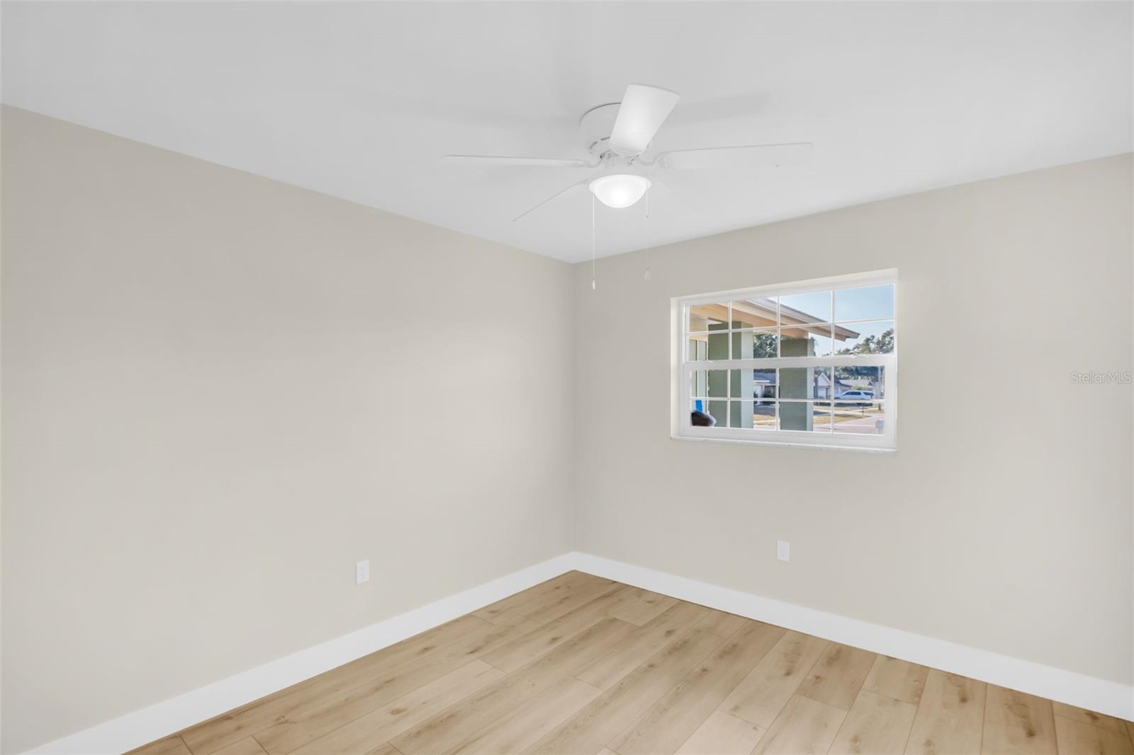 Image 19 of 47 For 2520 Southpointe Drive