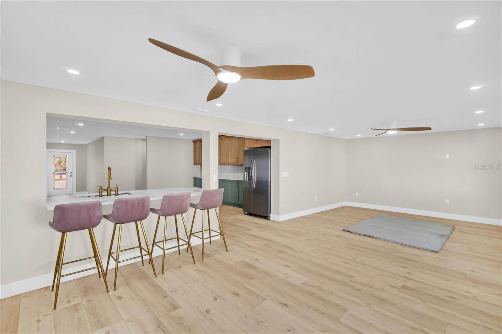 Image 26 of 47 For 2520 Southpointe Drive