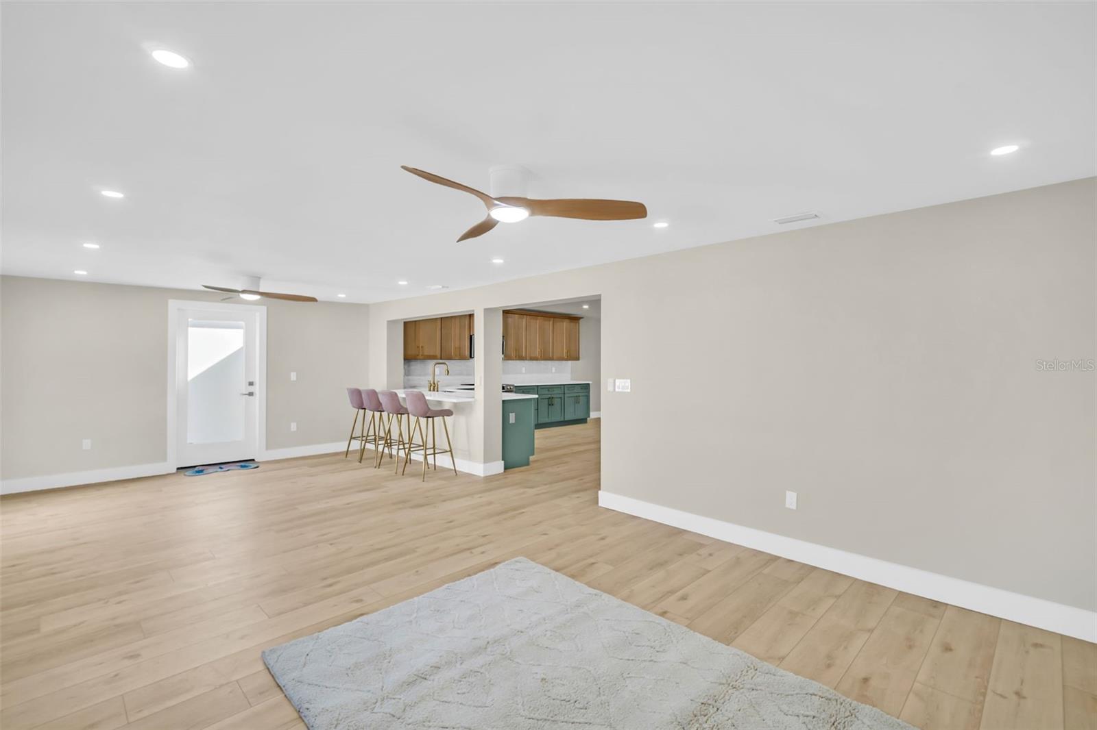 Image 29 of 47 For 2520 Southpointe Drive