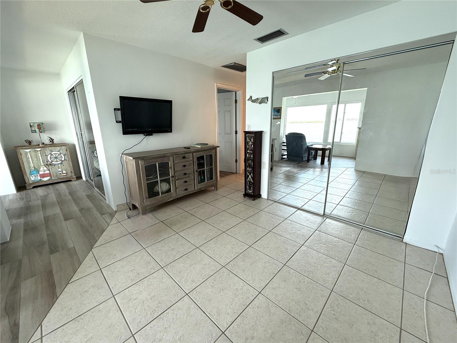 Image 10 of 28 For 250 126th Avenue 202