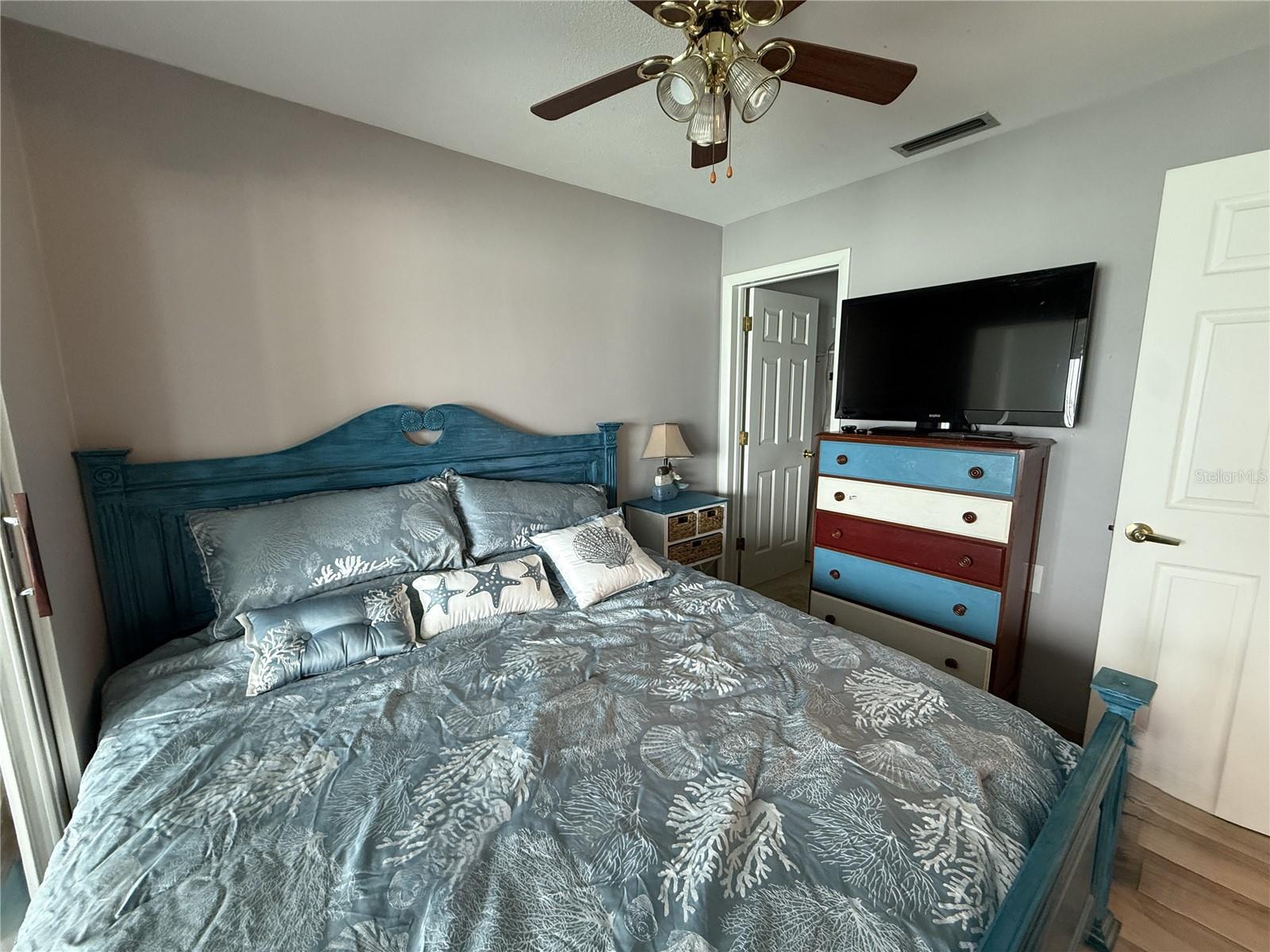 Image 21 of 28 For 250 126th Avenue 202