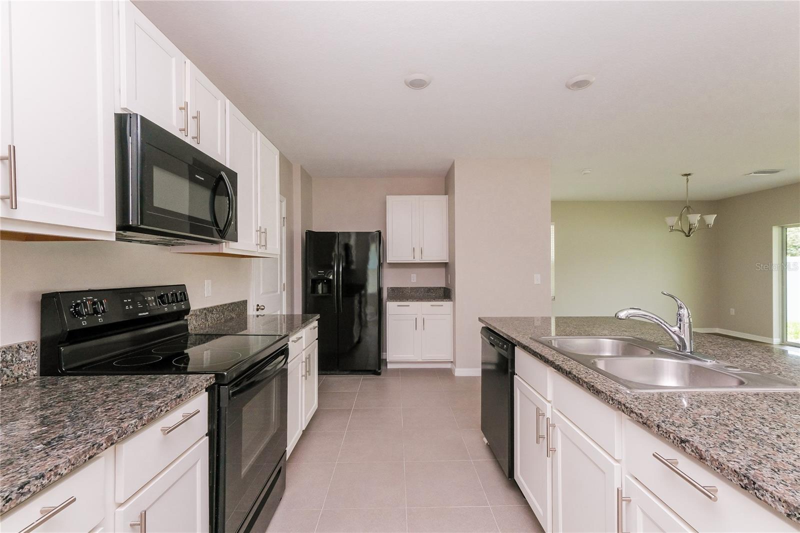 Image 3 of 15 For 10940 Carlton Fields Drive