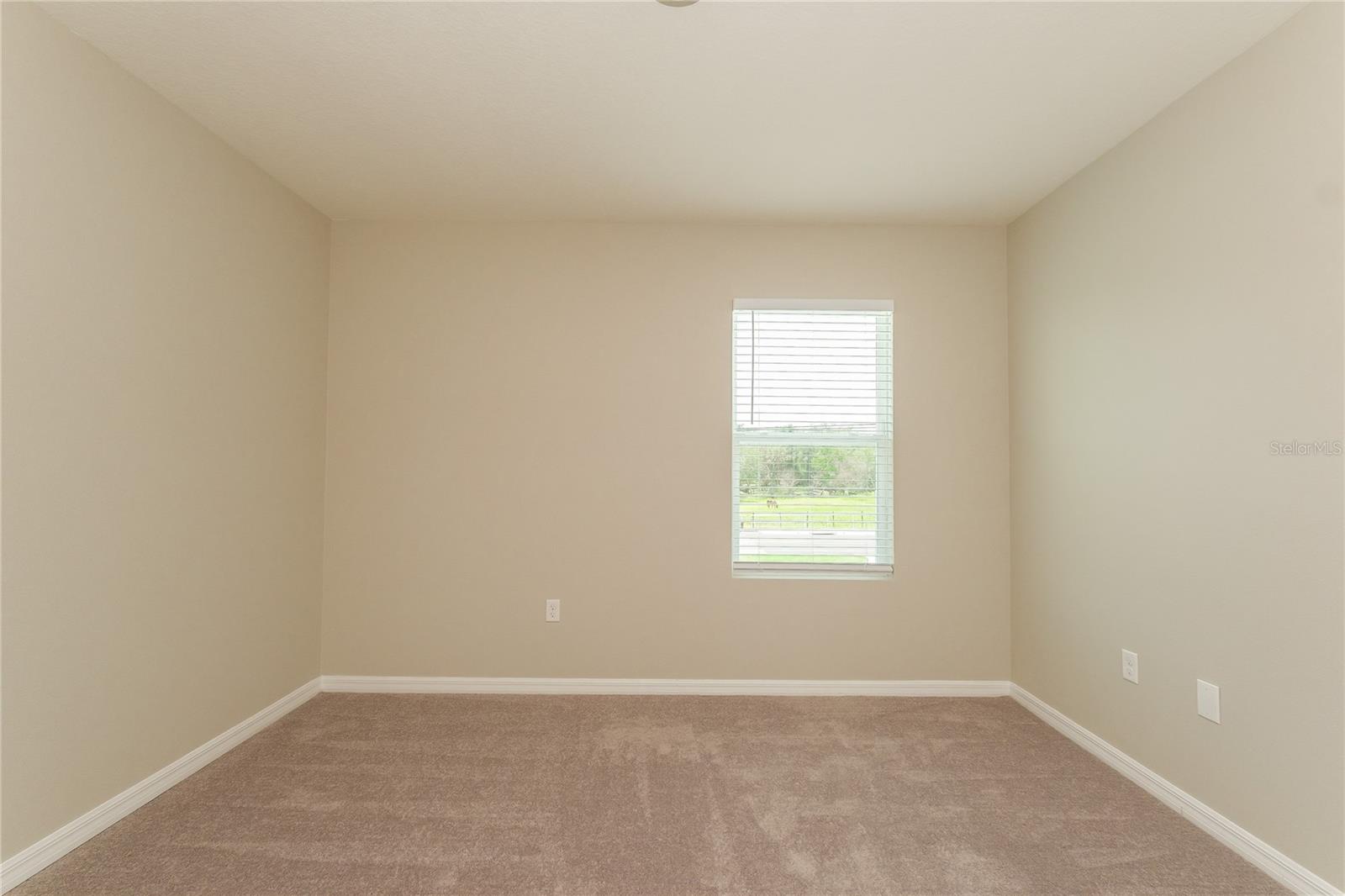 Image 7 of 15 For 10940 Carlton Fields Drive