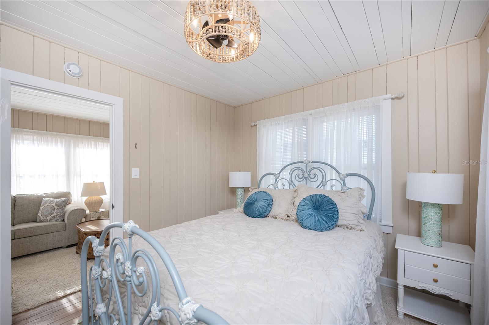 Image 19 of 47 For 117 52nd Avenue W