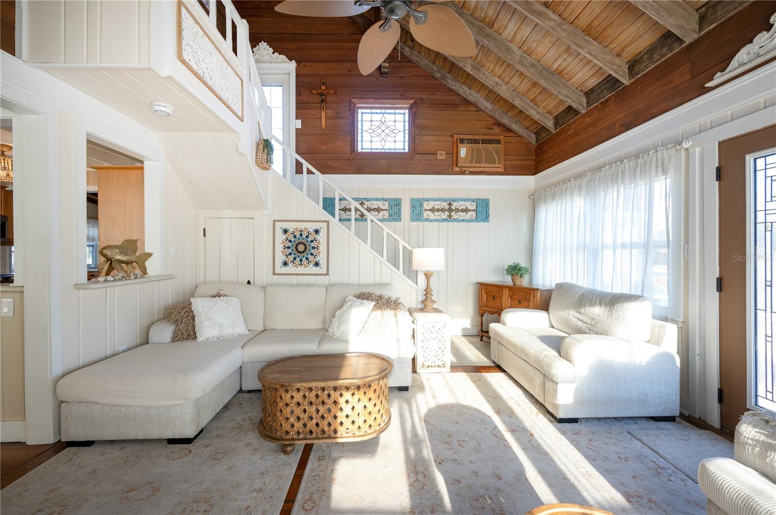 Image 4 of 47 For 117 52nd Avenue W