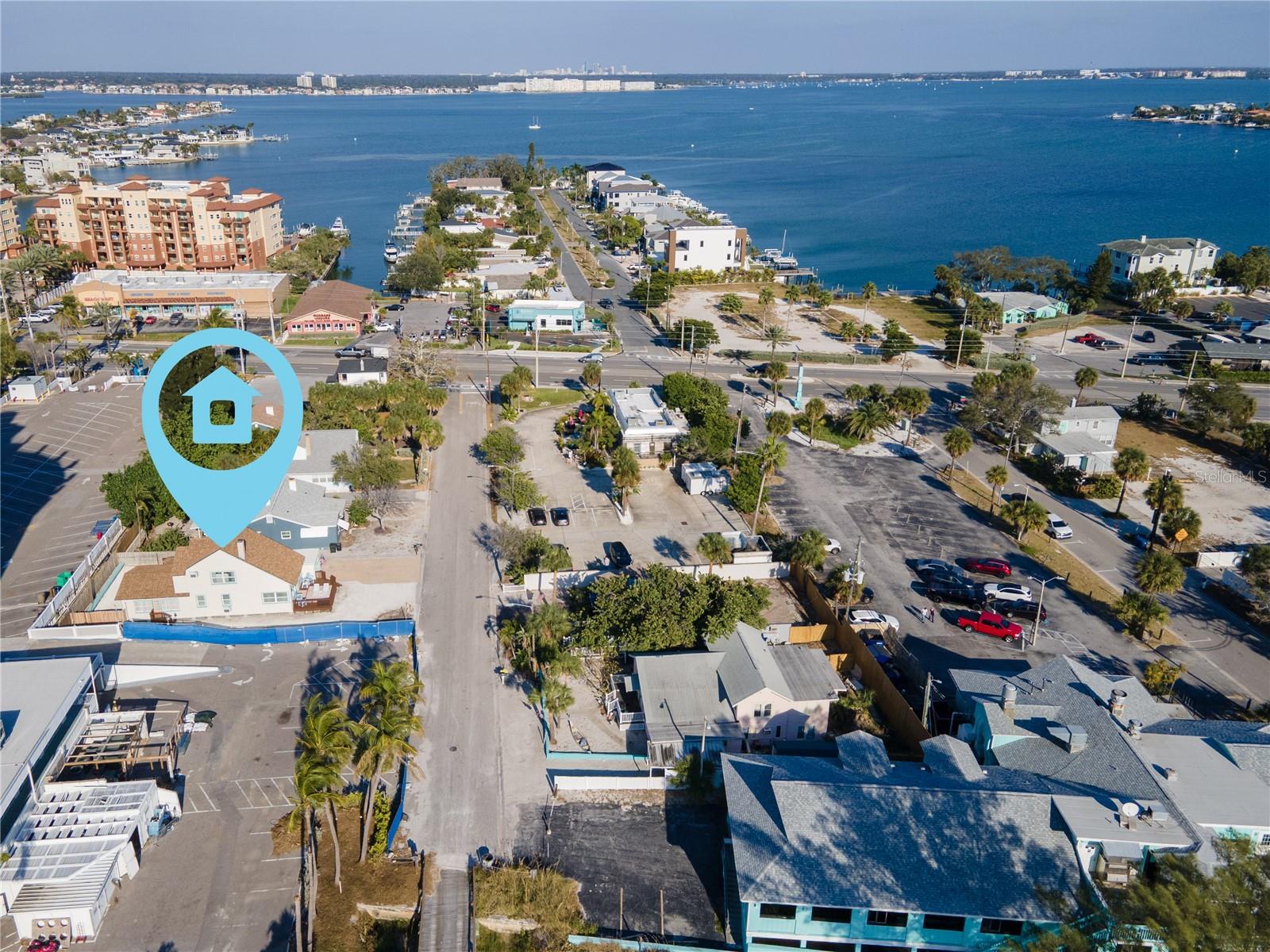 Image 41 of 47 For 117 52nd Avenue W