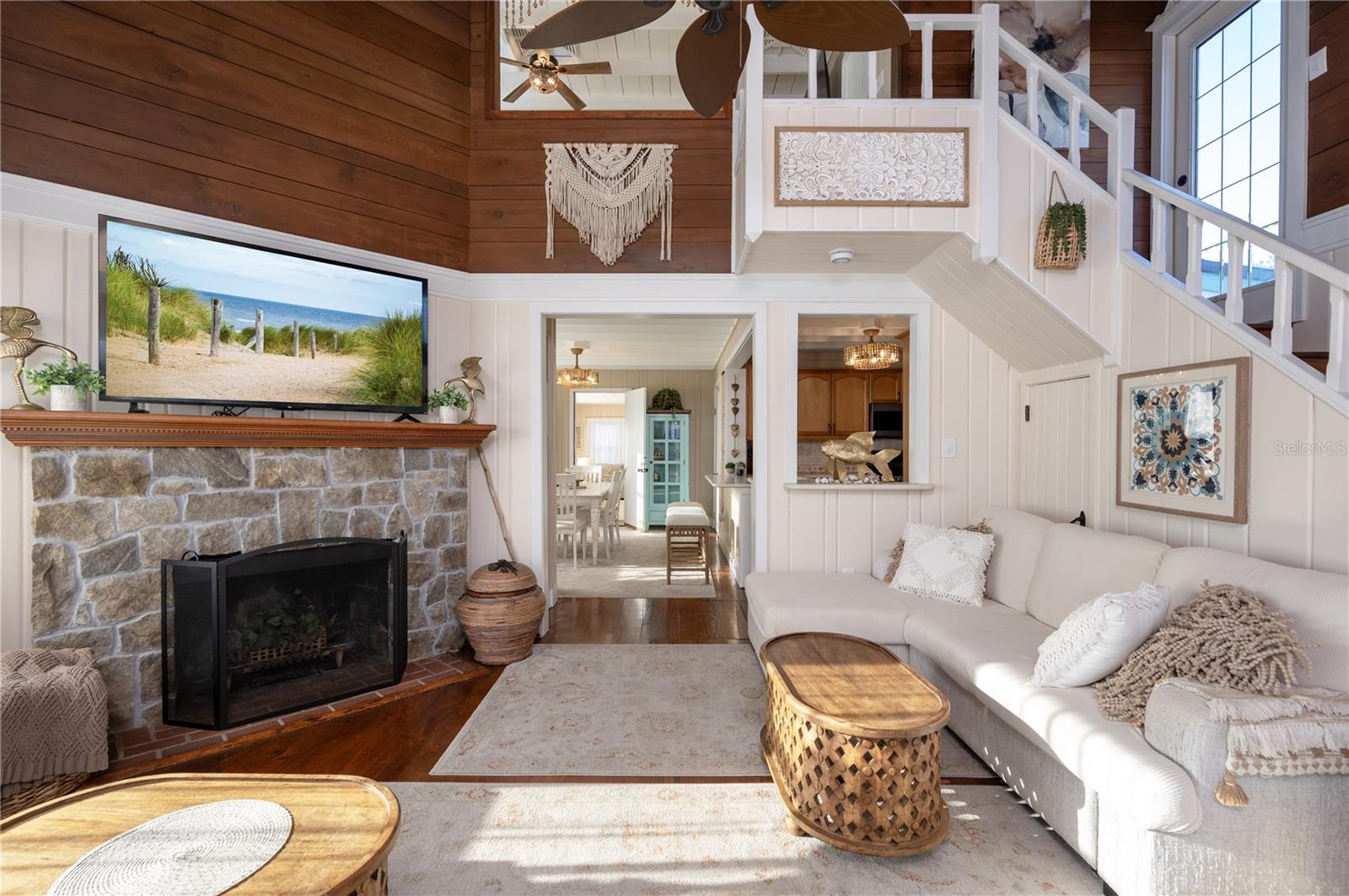 Image 5 of 47 For 117 52nd Avenue W