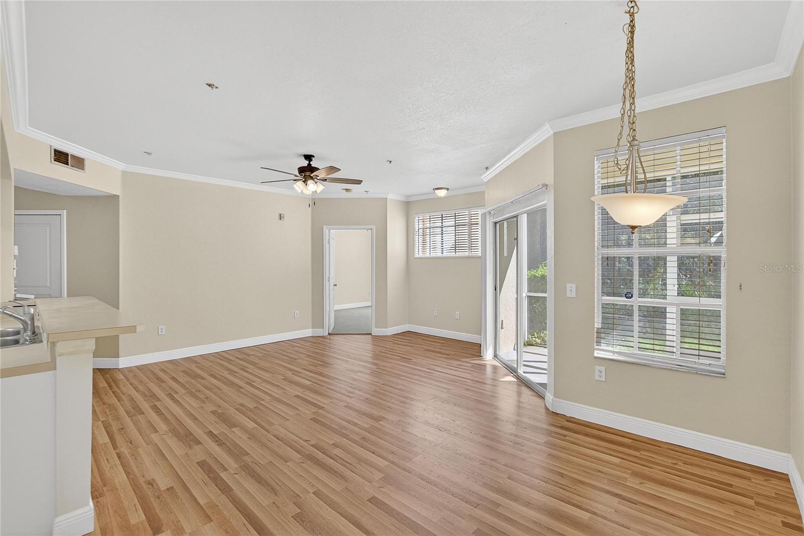 Image 8 of 35 For 5125 Palm Springs Boulevard 4107