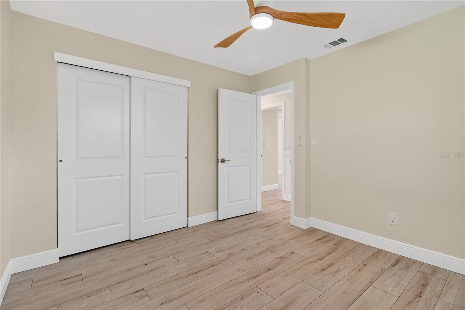 Image 26 of 43 For 5035 93rd Avenue N