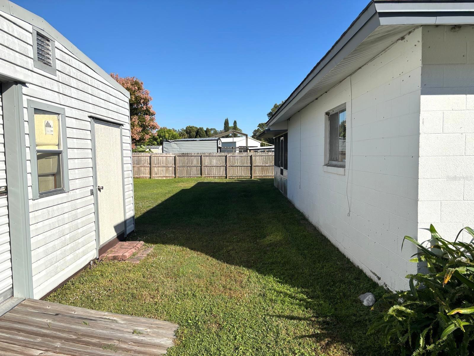 Image 4 of 22 For 970 Carolina Circle