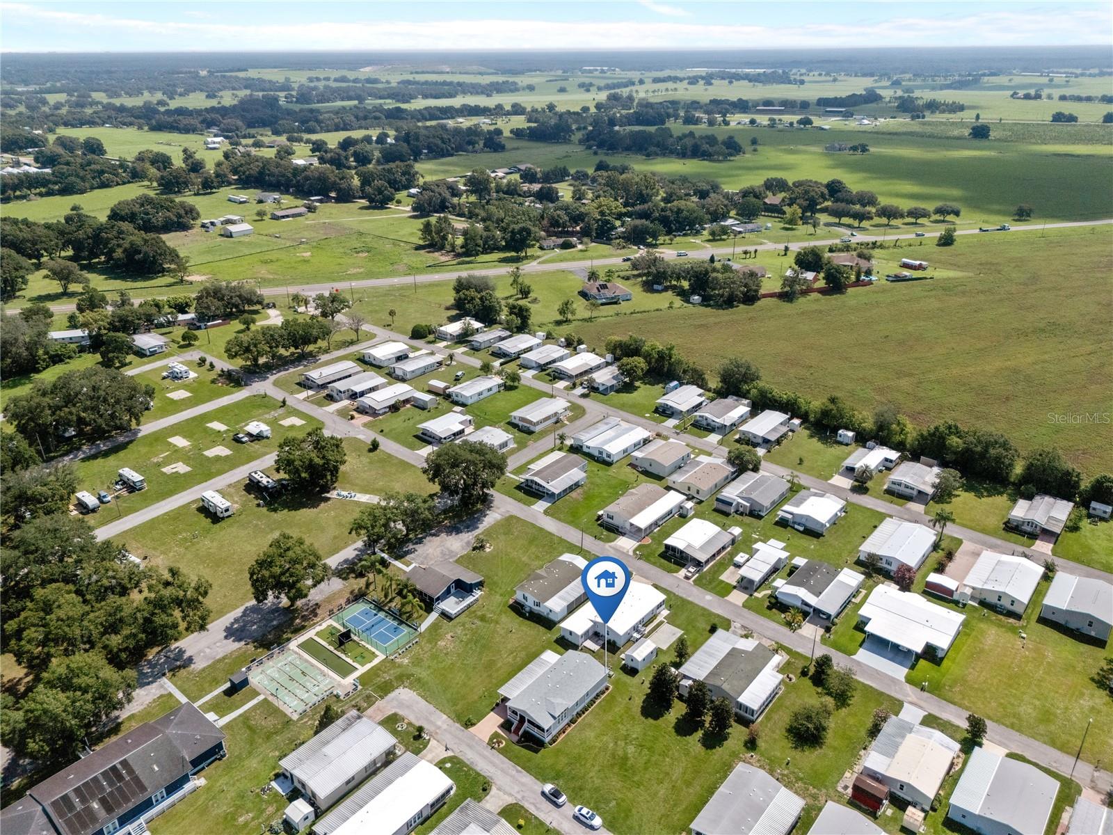 Image 53 of 54 For 10054 Collingwood Avenue