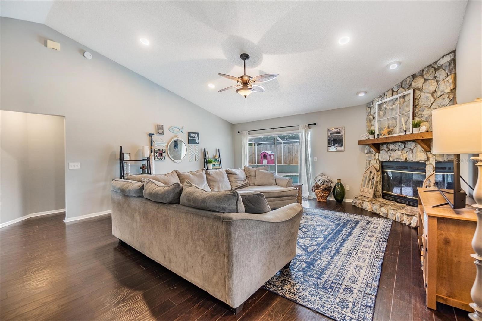 Image 6 of 39 For 23526 Pine Lake Street