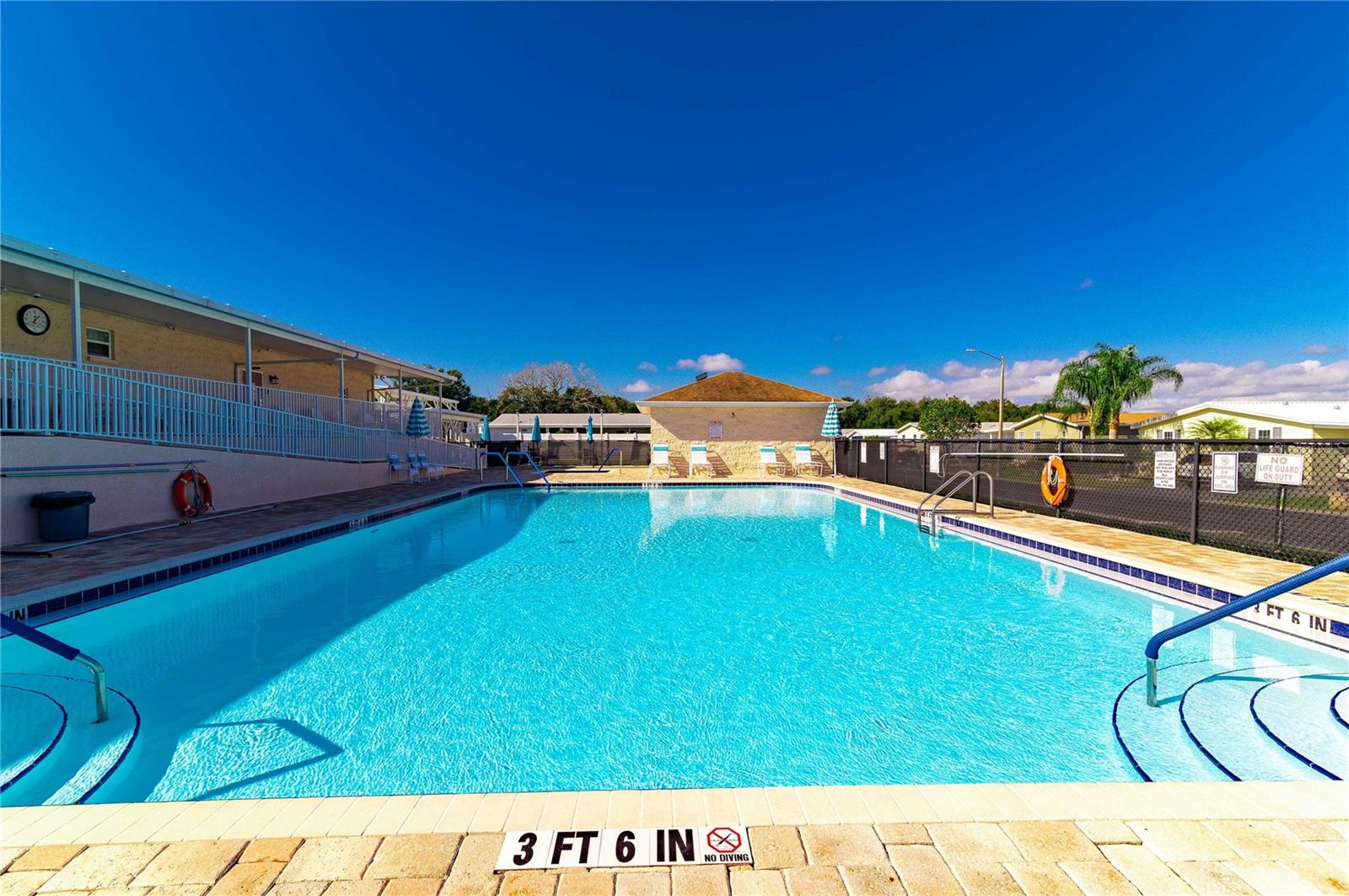 Image 37 of 43 For 37510 New Horizons Boulevard