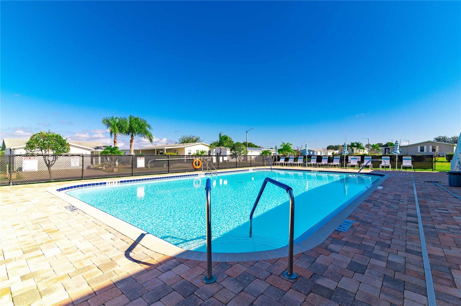 Image 38 of 43 For 37510 New Horizons Boulevard