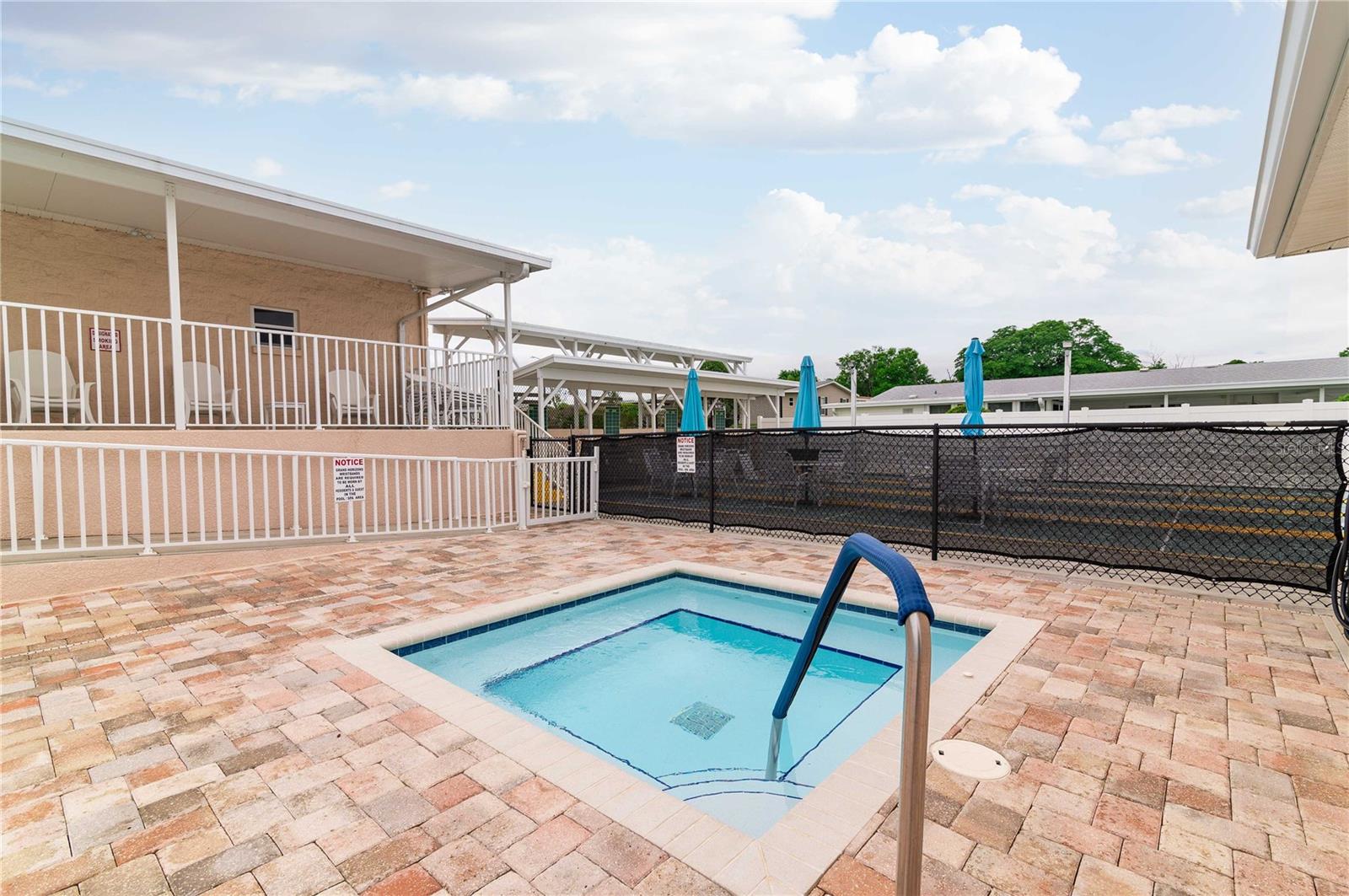 Image 40 of 43 For 37510 New Horizons Boulevard