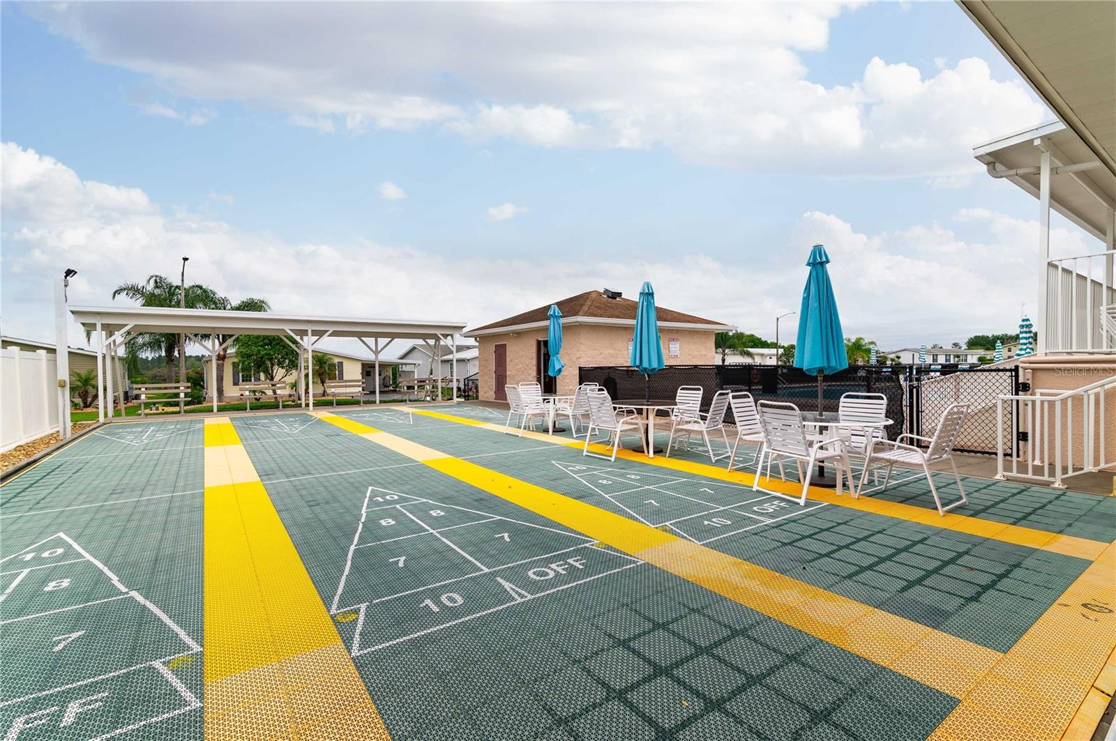 Image 42 of 43 For 37510 New Horizons Boulevard