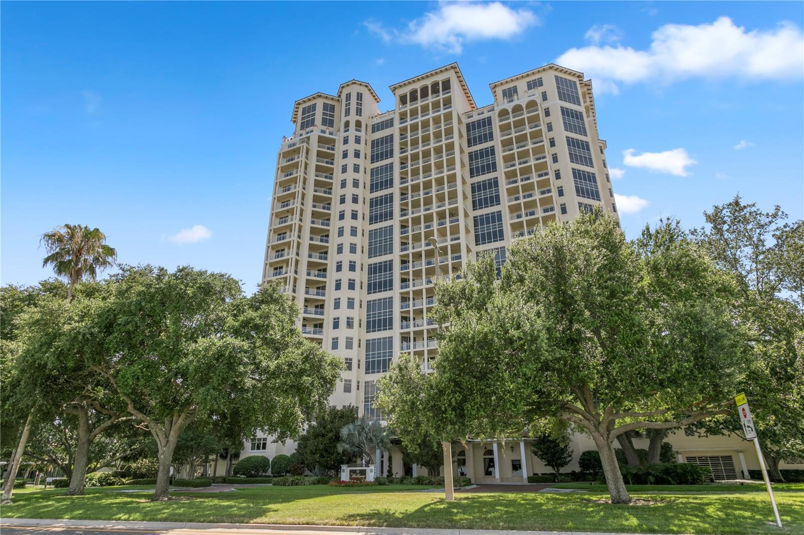 Details for 4201 Bayshore Boulevard 1902, TAMPA, FL 33611