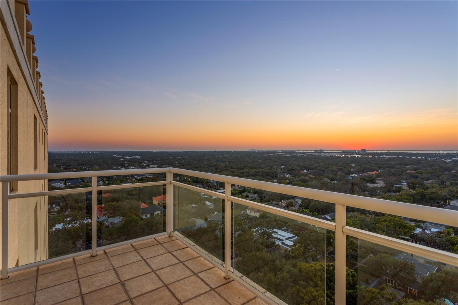 Image 46 of 82 For 4201 Bayshore Boulevard 1902