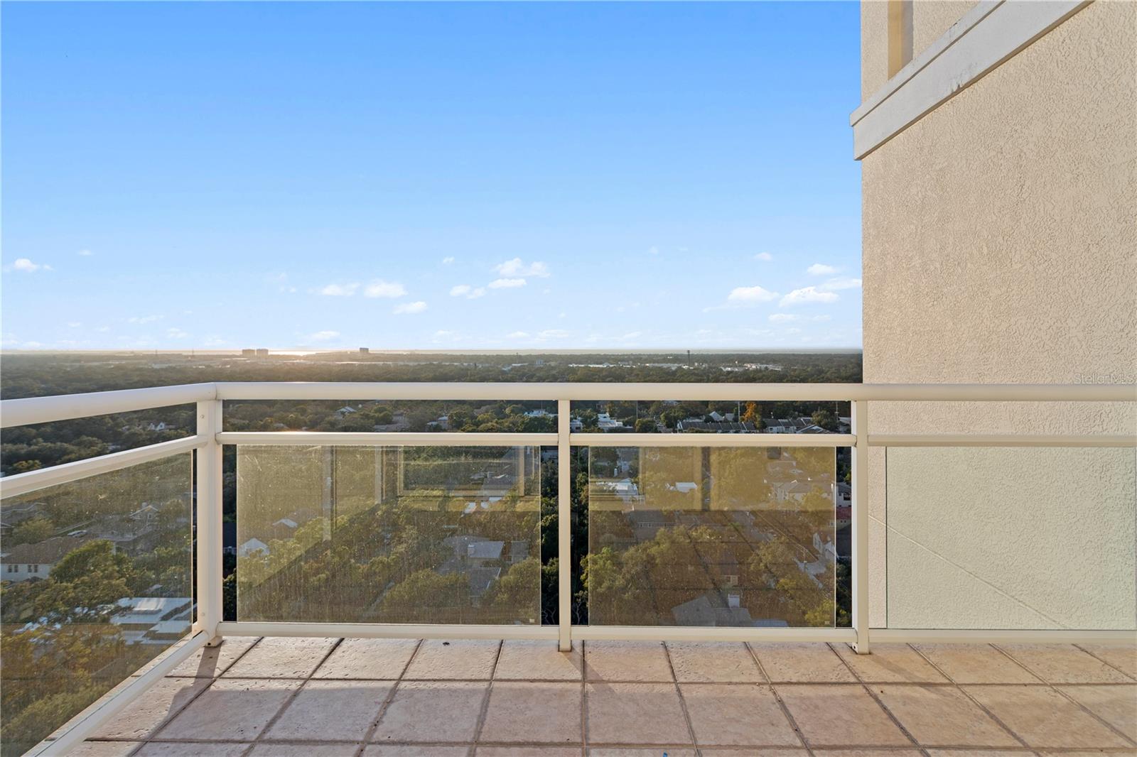 Image 48 of 82 For 4201 Bayshore Boulevard 1902