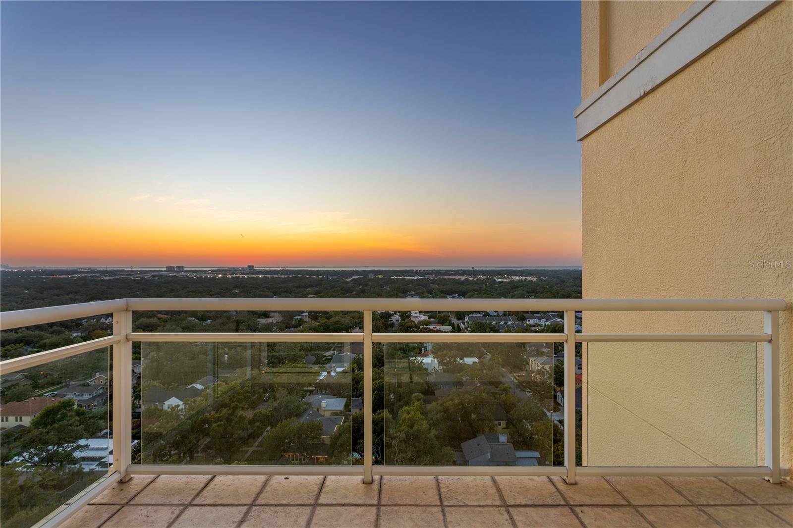 Image 49 of 82 For 4201 Bayshore Boulevard 1902