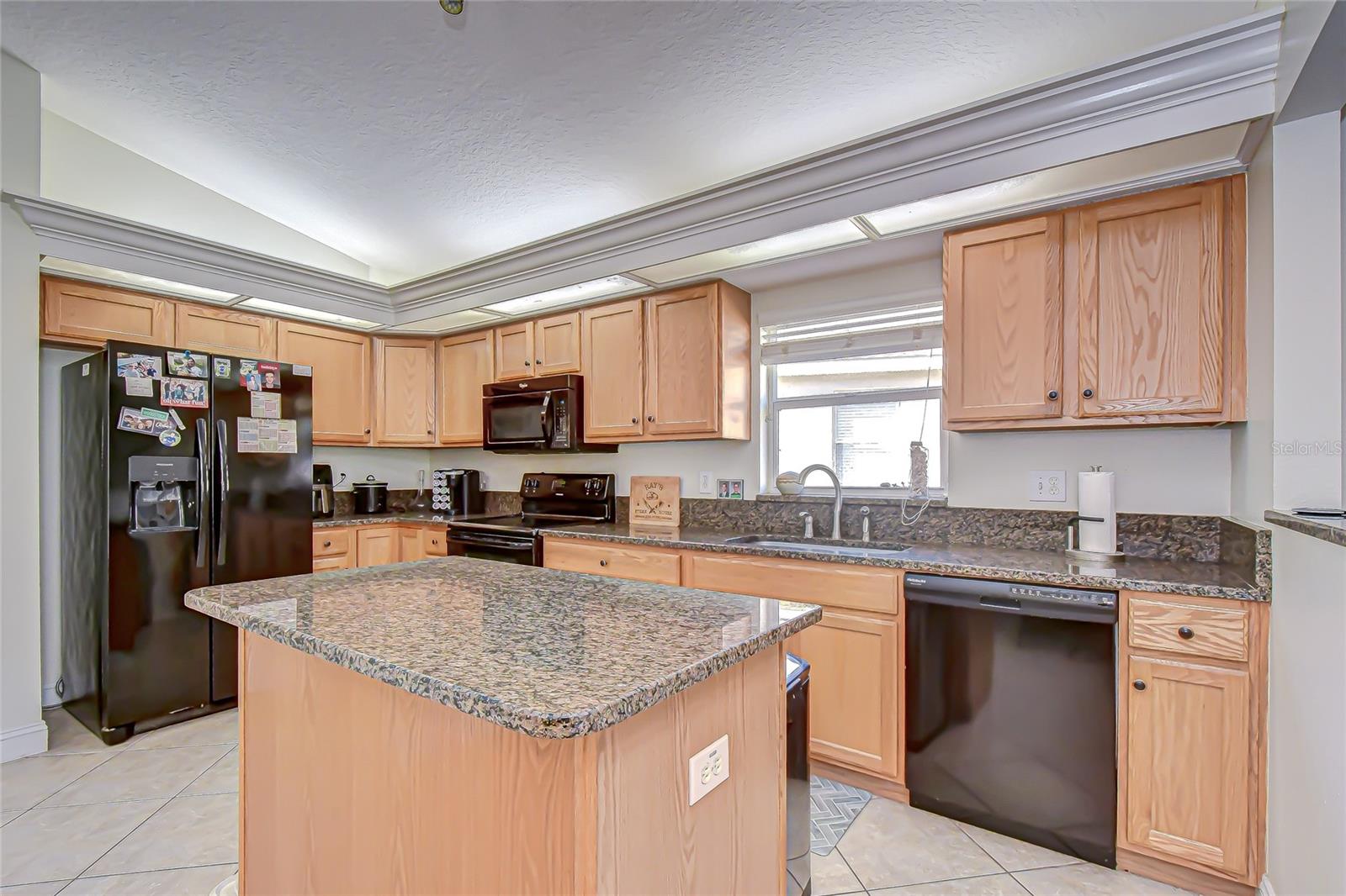 Image 22 of 42 For 19414 Morden Blush Drive