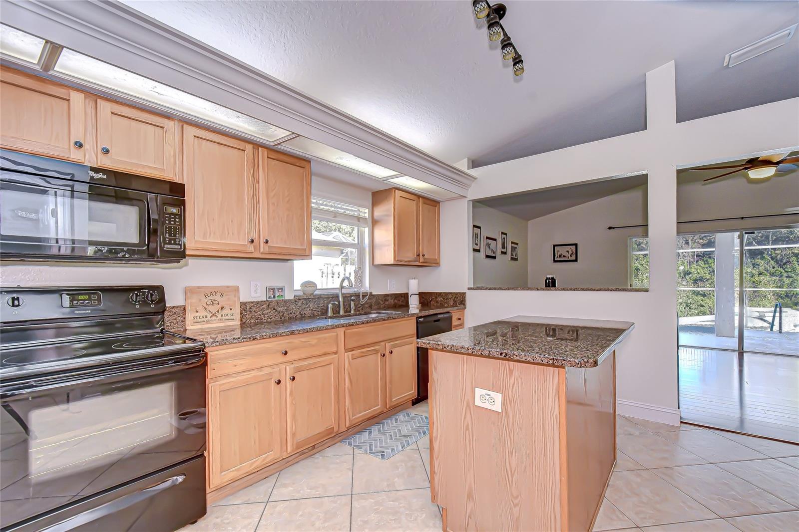 Image 23 of 42 For 19414 Morden Blush Drive