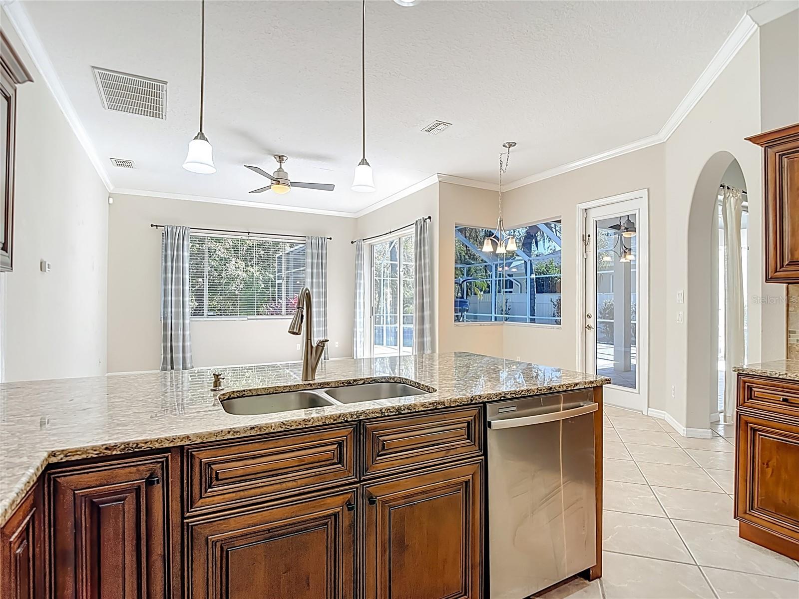 Image 4 of 23 For 8543 Basuto Drive