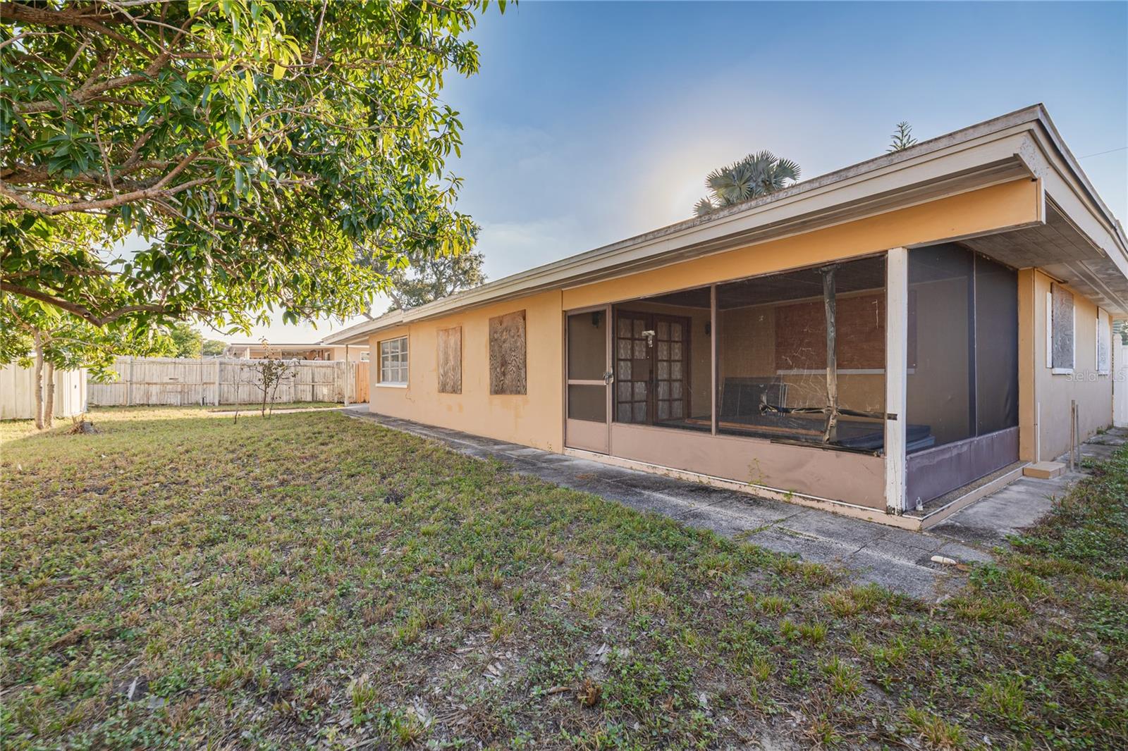 Image 26 of 28 For 1715 Jefferson Avenue