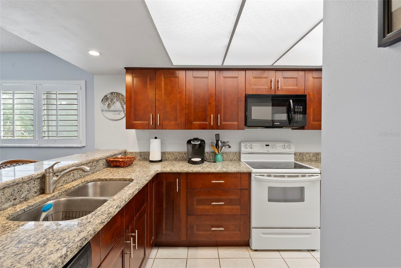 Image 13 of 67 For 9510 Harbor Greens Way 208