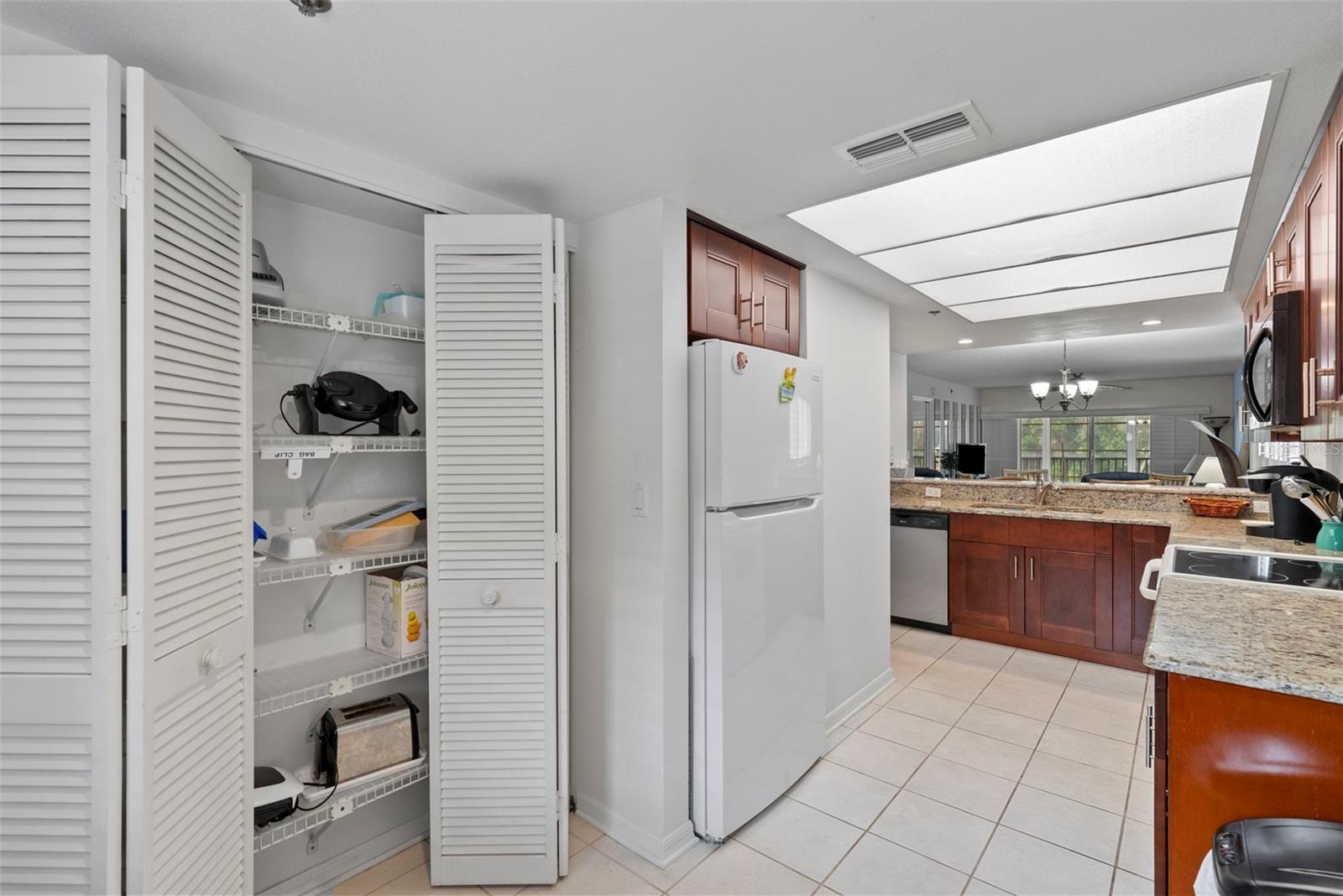 Image 16 of 67 For 9510 Harbor Greens Way 208