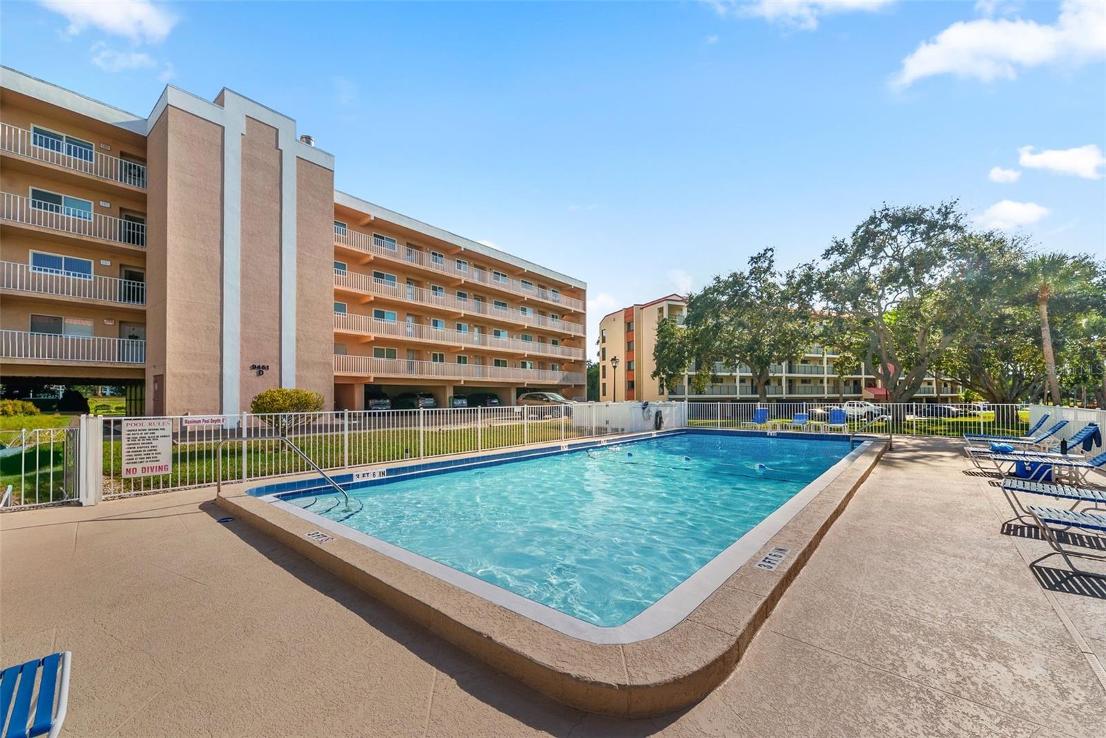 Image 42 of 67 For 9510 Harbor Greens Way 208