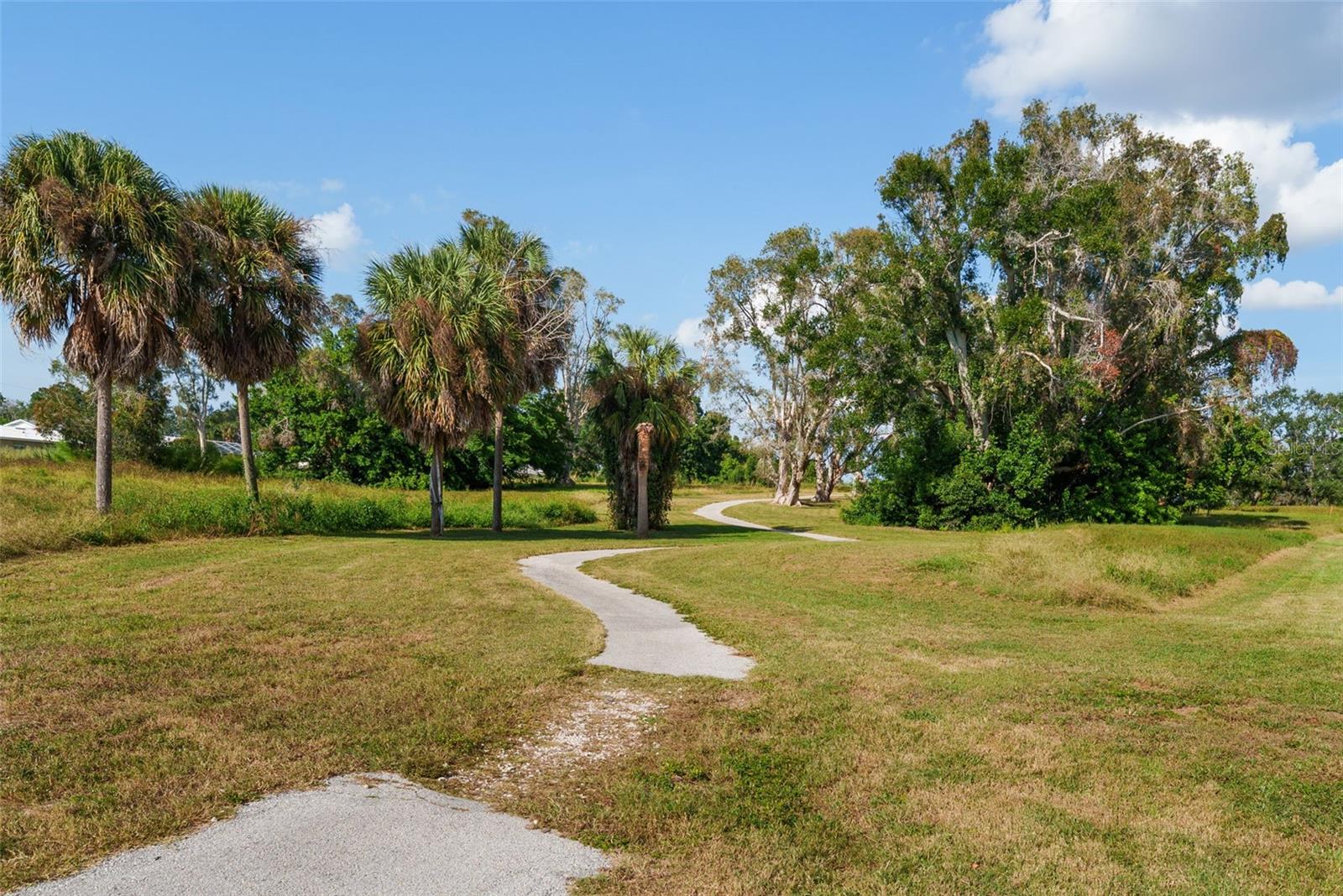 Image 43 of 67 For 9510 Harbor Greens Way 208